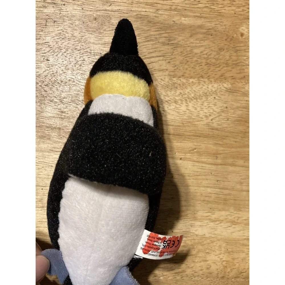 WILD REPUBLIC HUGGERS PENGUIN 7